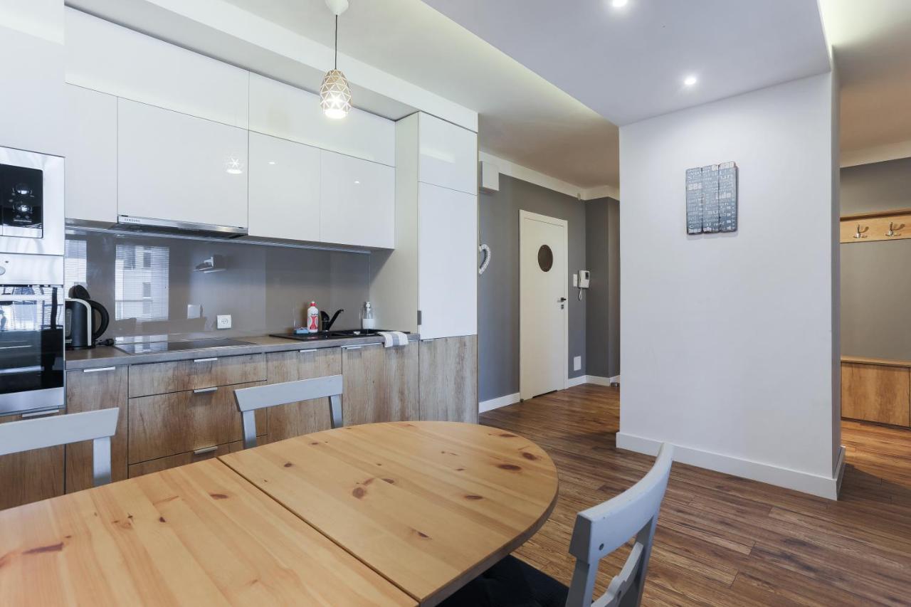 3-Rooms Apartment With Balcony By The Oldtown Gdansk Ngoại thất bức ảnh